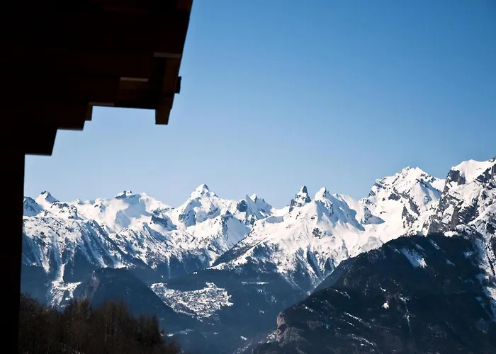 In With Mountain Views 公寓 *