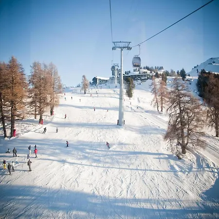 In With Mountain Views * Veysonnaz