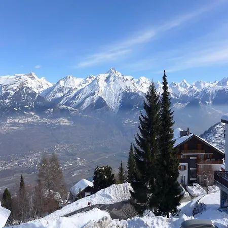 Ethereal With Mountain View Appartement *